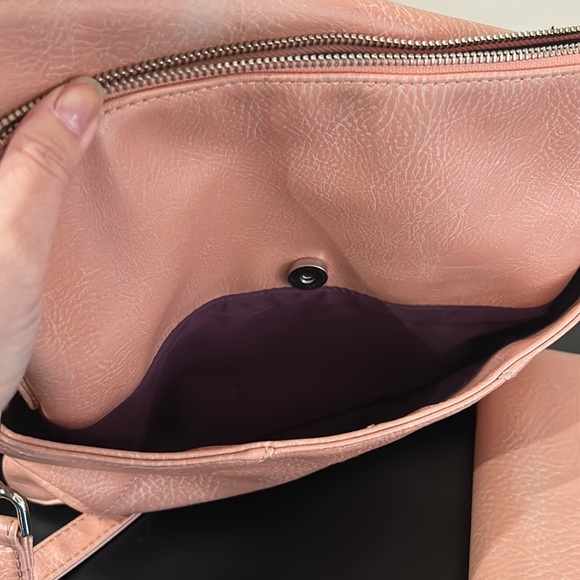 Matt & Nat Crossbody Purse - Picture 4 of 9